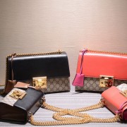 Gucci Padlock GG Supreme Shoulder Bag 409486 VS06115