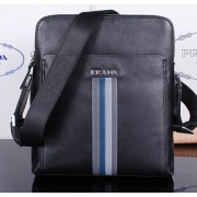 Imitation Prada Smooth Leather Messenger Bag M38423 Black VS05927