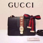Knockoff Gucci Sylvie Leather Shoulder Bag 421822 Black VS05490