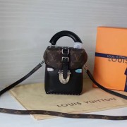 Louis Vuitton Calfskin Camera Box M43039 VS01568