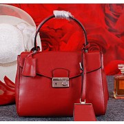 Quality Prada Smooth Leather Tote Bags BN8672 Red VS06310