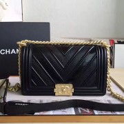 Replica Chanel Chevron Medium Boy Bag Black A67086 VS00849