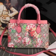 Replica Gucci GG Supreme Blooms Canvas Tote Bags 409534 Pink VS09531