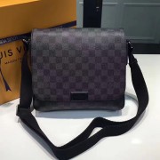 Top Louis Vuitton Damier Graphite Canvas District PM N41260 VS05594