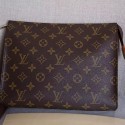 Louis Vuitton Monogram Canvas TOILETRY POUCH 26 M47542 VS00025