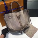 Luxury Louis Vuitton Mahina Leather Girolata Galet M54401 VS06753