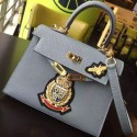 Replica AAAAA Hermes Crown Bee Togo Calfskin 22CM Kelly Bag Grey K0517 VS09486