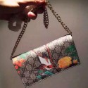 Replica Best Gucci Blooms GG Superme Canvas Chain Wallet 424891 VS00555
