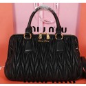 Top miu miu Matelasse Nappa Leather Top-handle Bag M88007 Black VS01455