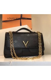 AAA Fake Louis Vuitton Cuir Plume and Cuir Ecume Very Chain Bag Noir M42899 VS01243