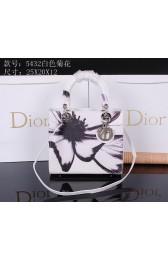 Dior Chrysanthemum Leather Lady Dior Bag D5432 White VS00901