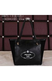 Imitation Prada Smooth Leather Shoulder Bag PR68671 Black VS08046