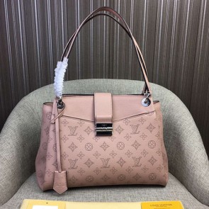 Best Quality Louis Vuitton Mahina Calfskin Sevres Bag Magnolia M41789 VS08764