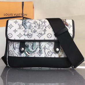 Cheap Replica Louis Vuitton Animals Messenger PM White M54254 VS01731