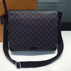 Fashion Imitation Louis Vuitton Damier Graphite Canvas District MM N41272 VS06923