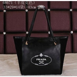 Imitation Prada Smooth Leather Shoulder Bag PR68671 Black VS08046